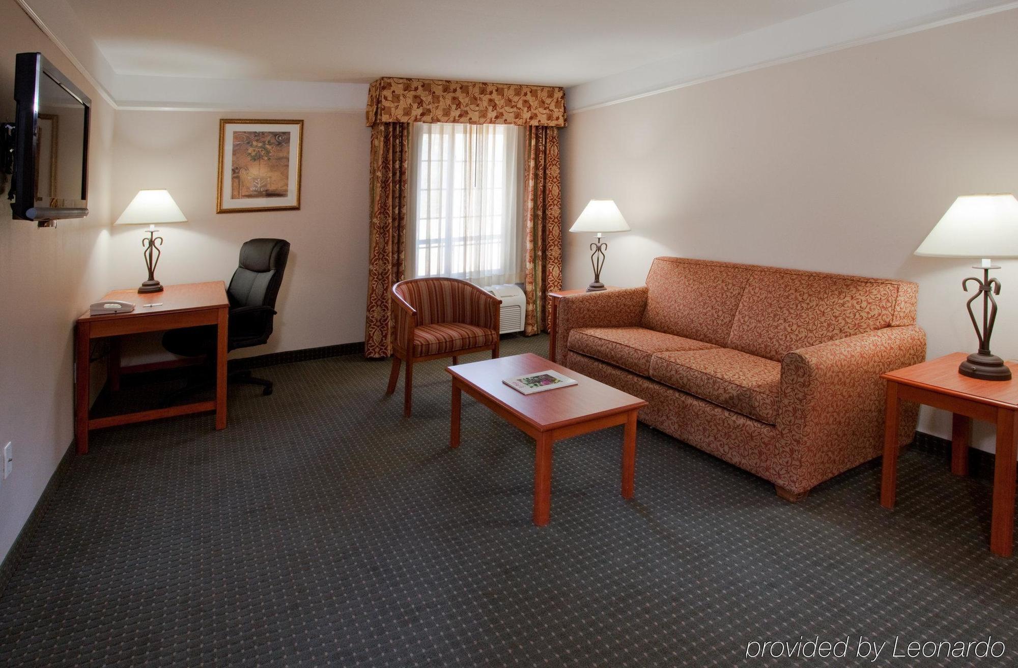 La Quinta By Wyndham Ruidoso Downs Hotel Room photo